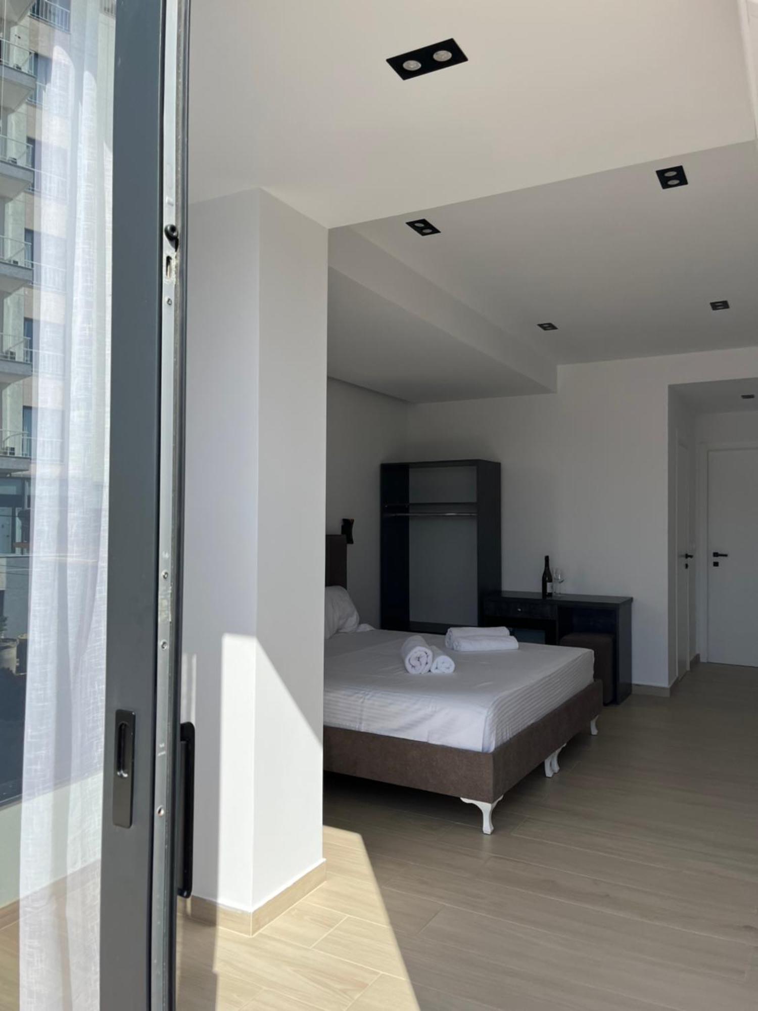 Del Mare Hotel Sarandë Buitenkant foto