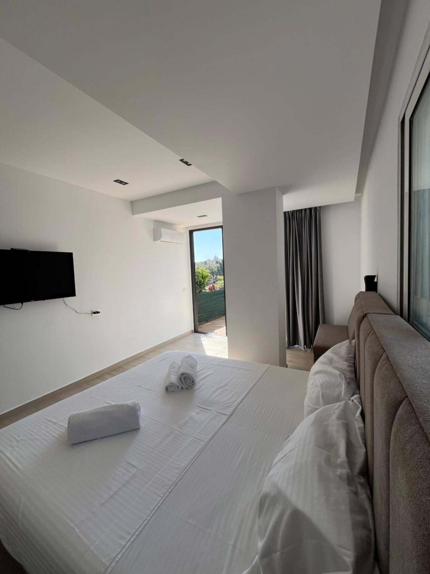 Del Mare Hotel Sarandë Buitenkant foto
