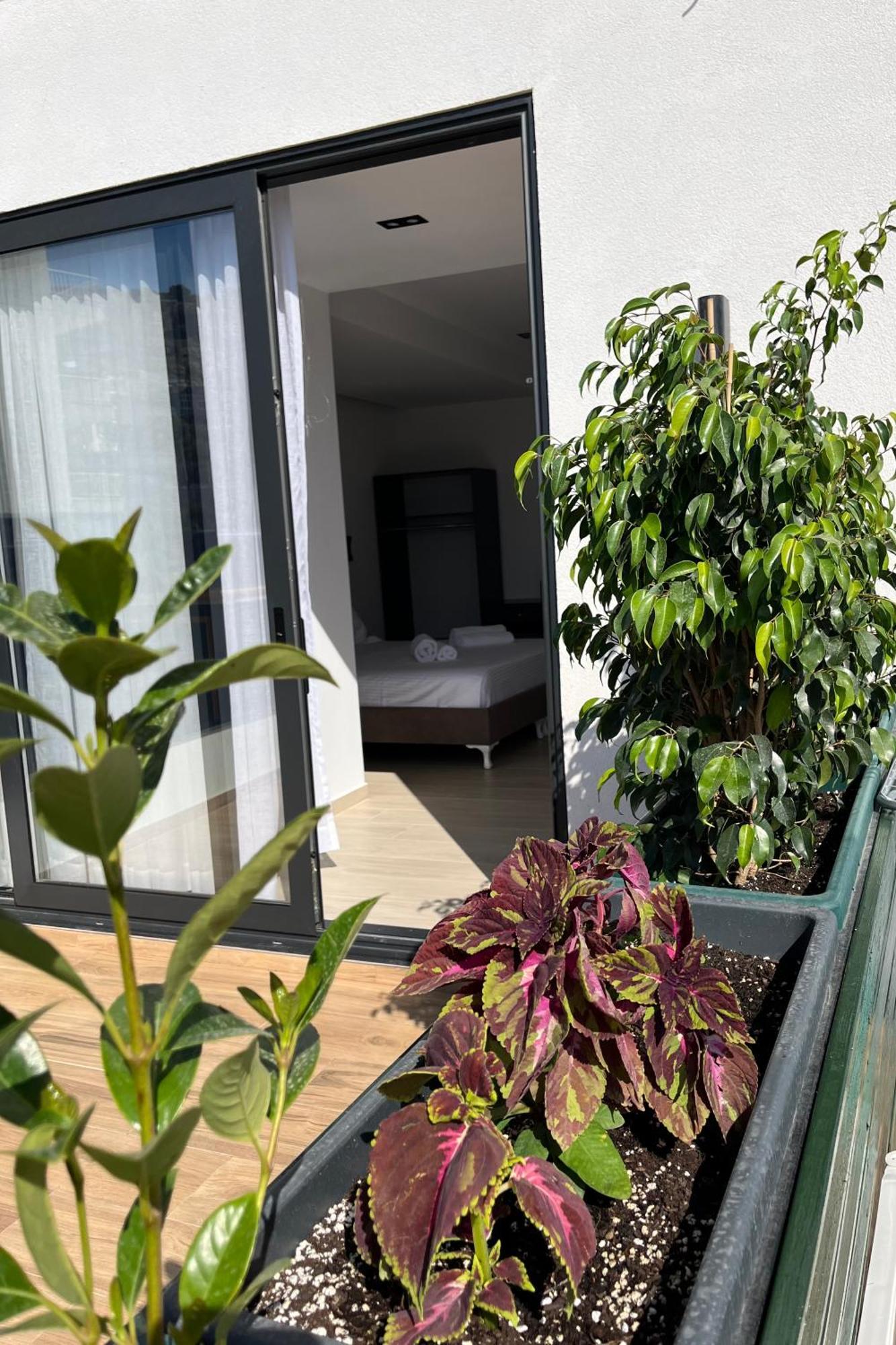 Del Mare Hotel Sarandë Buitenkant foto